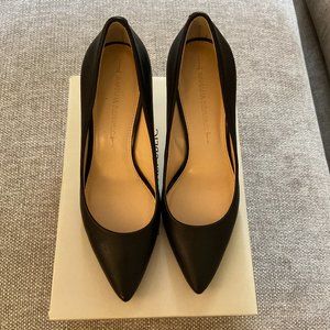 Banana Republic Classic Black Pump, Size 7